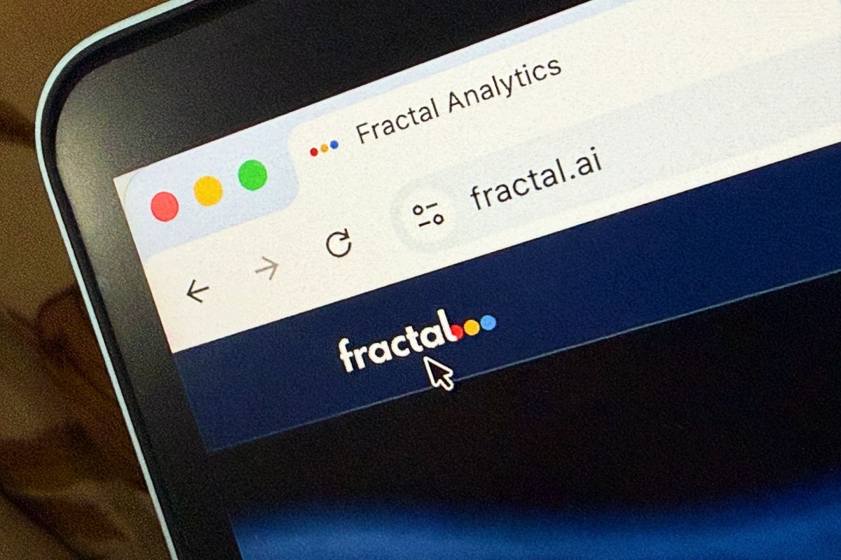 Fractal Analytics rozczarowuje w debiucie giełdowym: spadek o 7 proc. poniżej ceny emisyjnej