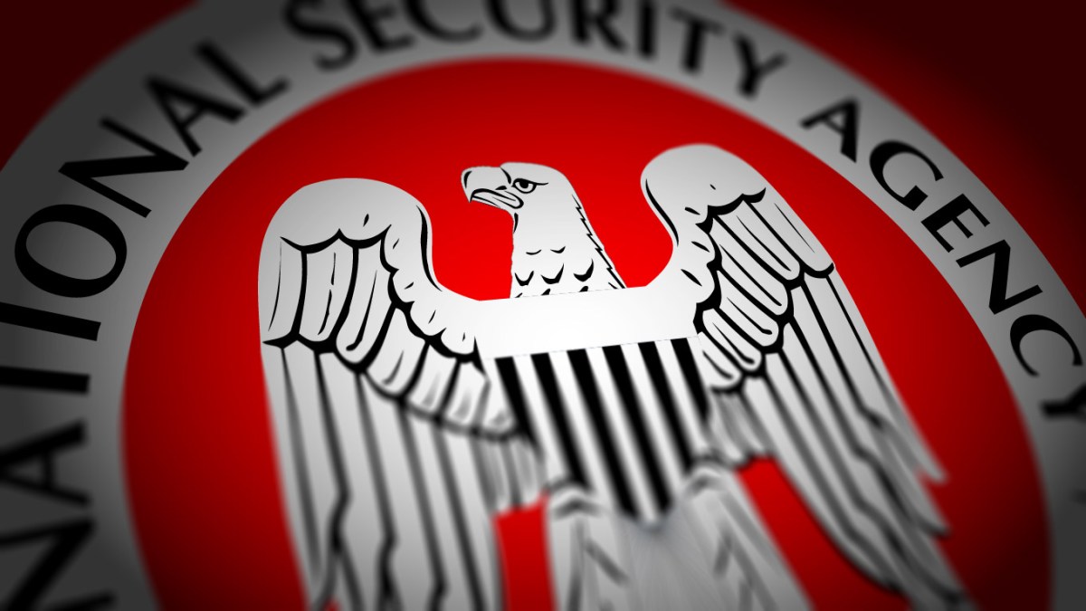 Nieudana próba odnowienia prawa szpiegowskiego USA kluczowym czynnikiem w protestach przeciwko nowemu szefowi wywiadu.