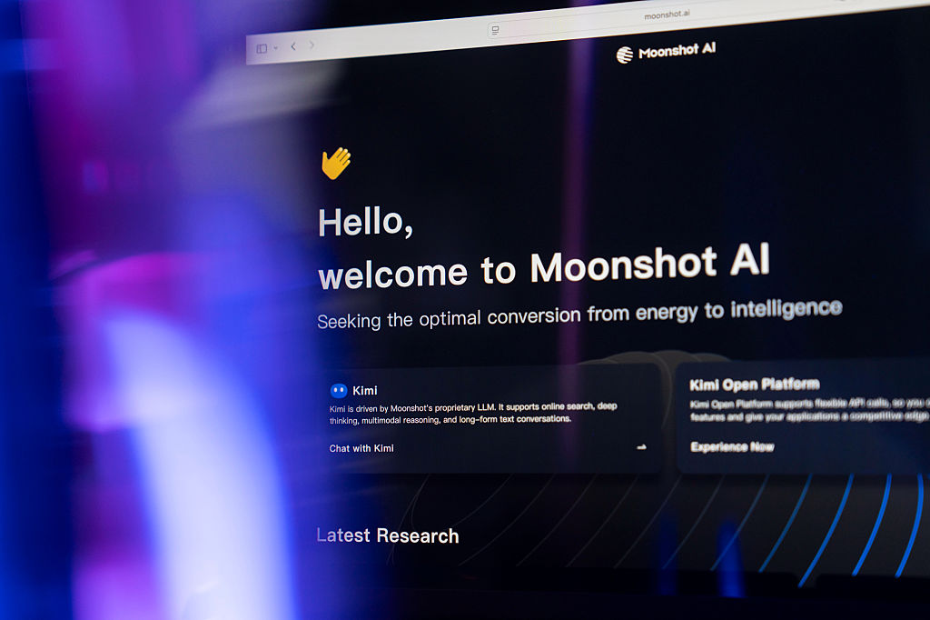 Chiński model AI Kimi budzi obawy na Wall Street.